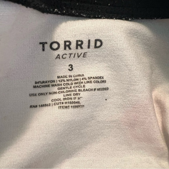 Torrid Black Floral Zipper Jacket 3X - Picture 11 of 11